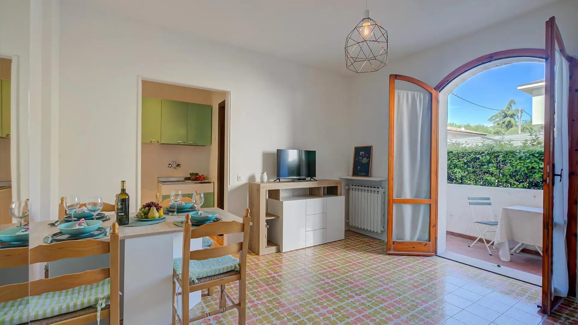 Missy Apartment - Happy Rentals Peschiera del Garda 0*,  Italy