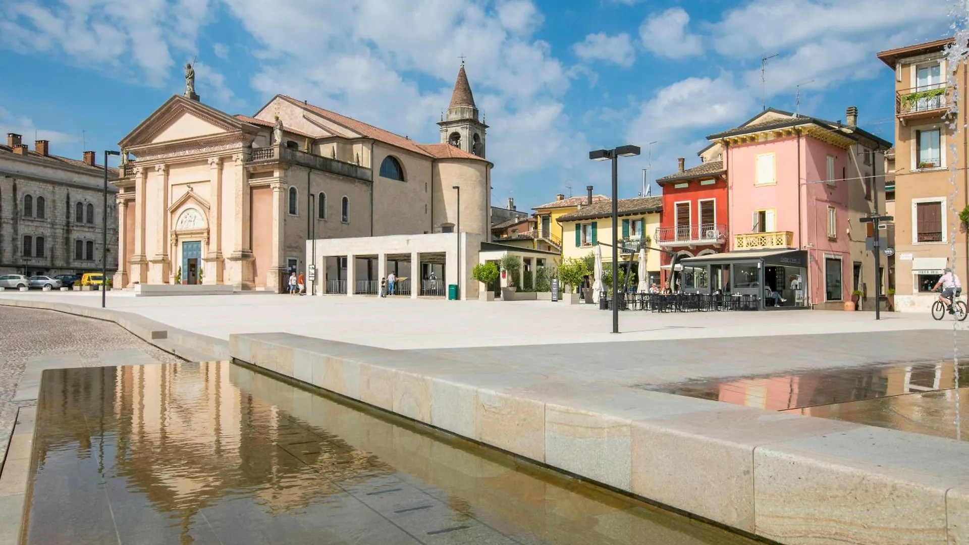 Missy Apartment - Happy Rentals Peschiera del Garda Italy